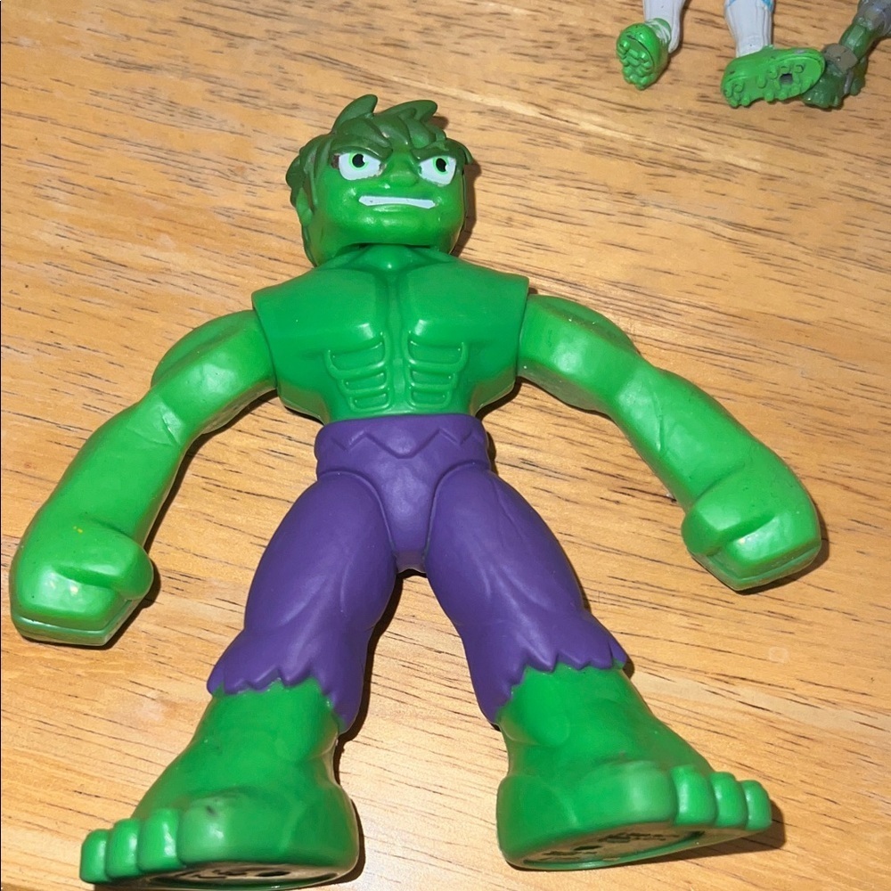 Marvel & Mixed Kids Action Figure Set - Picture 2 of 10